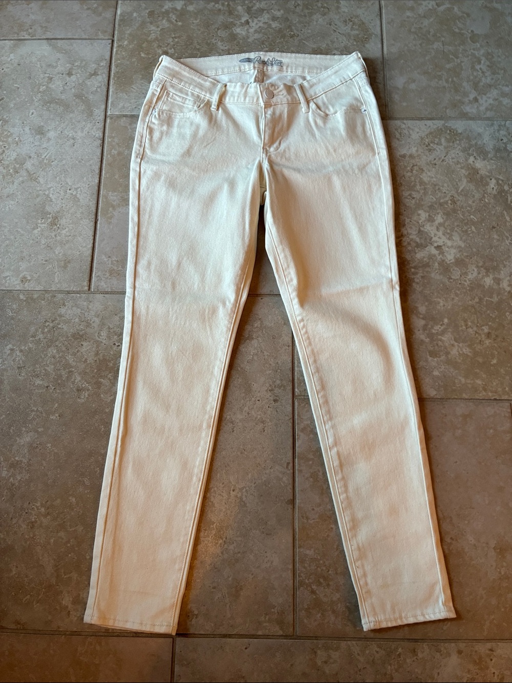 Women’s Cream Straight-Leg Jeans